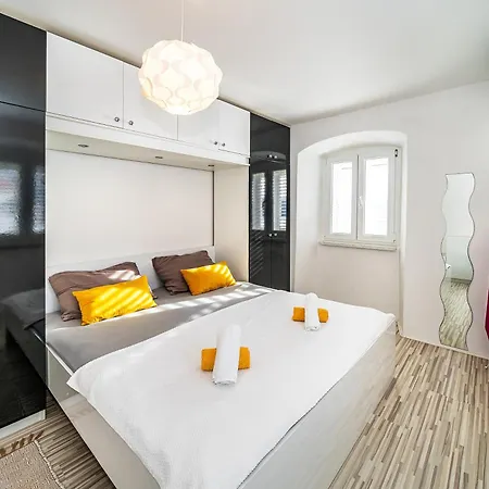 Rosanna By The Lägenhet