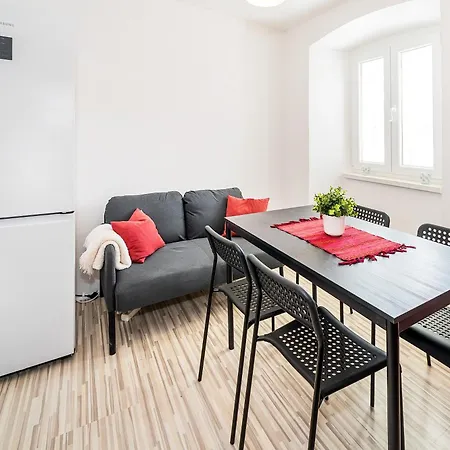 Apartmán Rosanna By The *