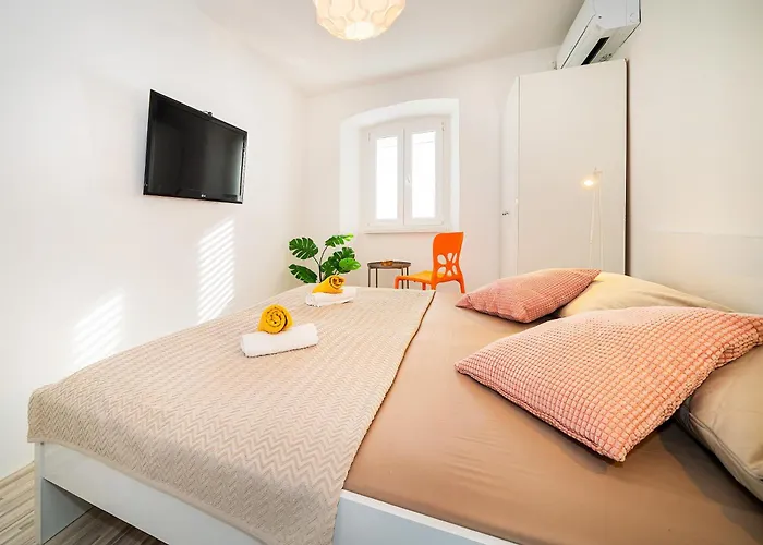 Apartment Rosanna By The